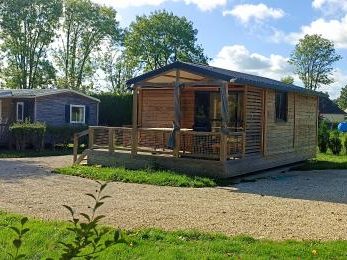 photo d'un nouveau chalet au camping de Pleaux - l'Echappée Verte