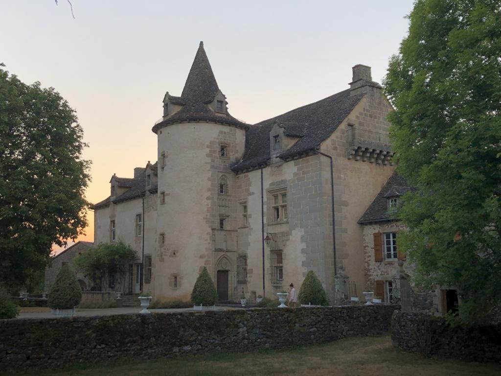 Découvrez le Château de Rilhac-Xaintrie : Un Joyau Médiéval en Corrèze